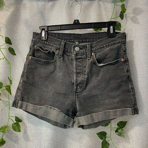 LEVI’S High Waisted Black Denim Shorts